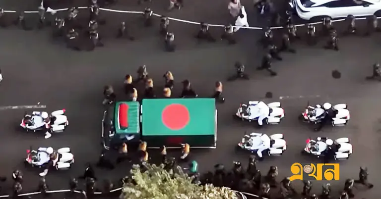 জানাজা শেষে খালেদা জিয়ার মরদেহ নেয়া হচ্ছে জিয়া উদ্যানে